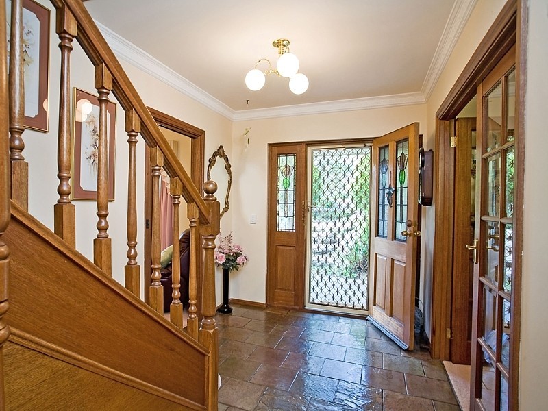 4 Northgate Place, Aberfoyle Park SA 5159