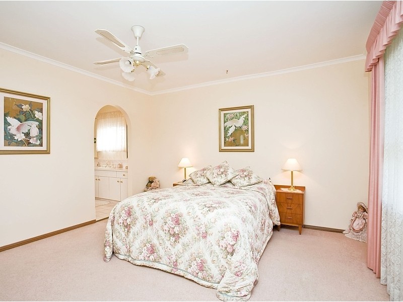 4 Northgate Place, Aberfoyle Park SA 5159