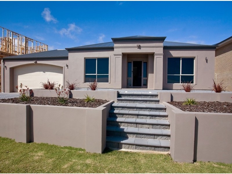 47 Elizabeth Crescent, Hallett Cove SA 5158
