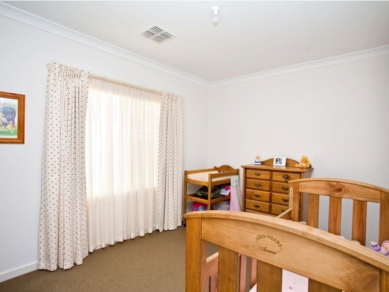 47 Elizabeth Crescent, Hallett Cove SA 5158