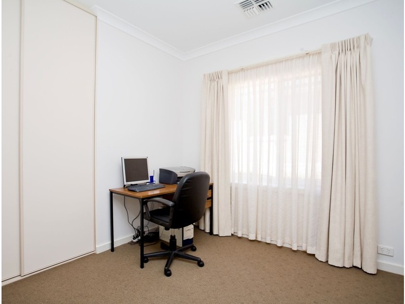 47 Elizabeth Crescent, Hallett Cove SA 5158