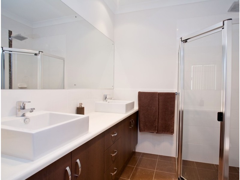 47 Elizabeth Crescent, Hallett Cove SA 5158