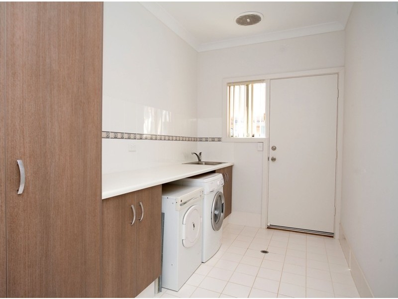 47 Elizabeth Crescent, Hallett Cove SA 5158