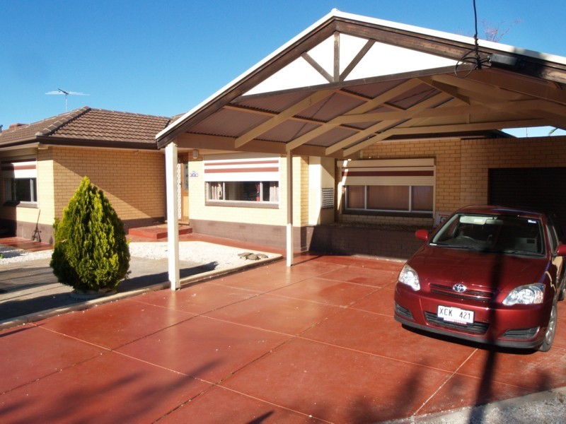 15 Burns Court, Morphett Vale SA 5162