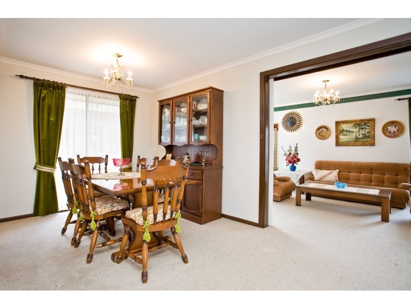 18 Fireball Avenue, Hallett Cove SA 5158