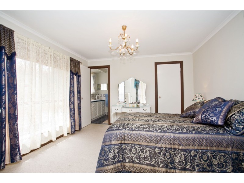 18 Fireball Avenue, Hallett Cove SA 5158