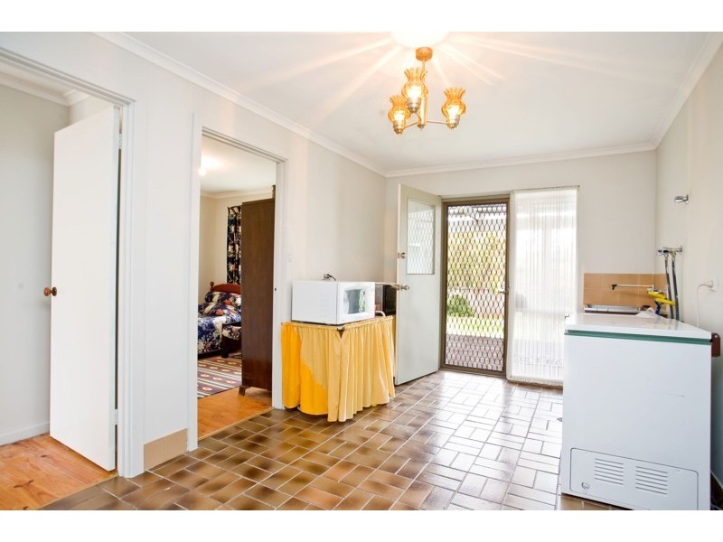 18 Fireball Avenue, Hallett Cove SA 5158