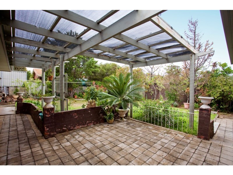18 Fireball Avenue, Hallett Cove SA 5158