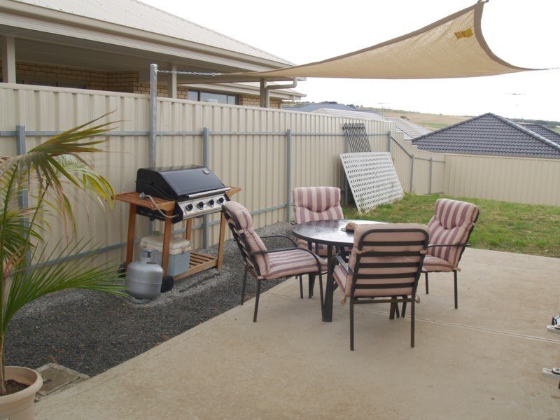 6 Perry Road, Huntfield Heights SA 5163