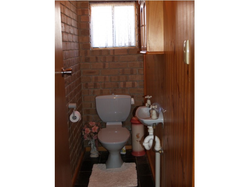 16 Matthew Street, Happy Valley SA 5159