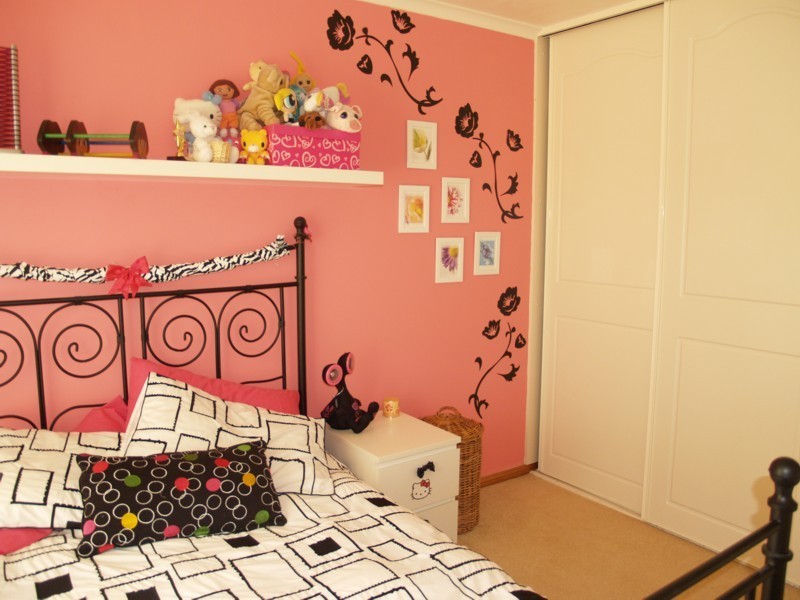 16 Matthew Street, Happy Valley SA 5159