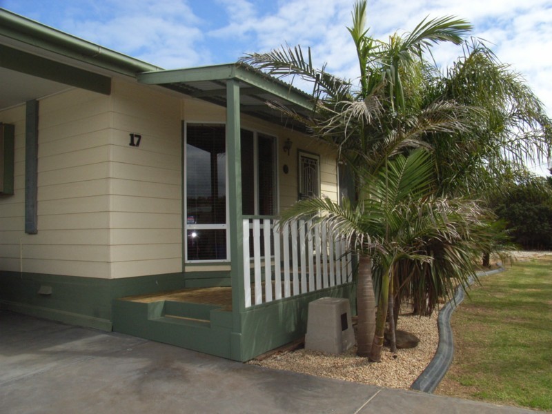 17 Oakridge Rise, Huntfield Heights SA 5163