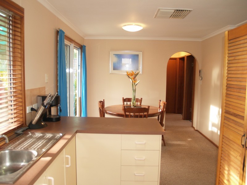 17 Oakridge Rise, Huntfield Heights SA 5163