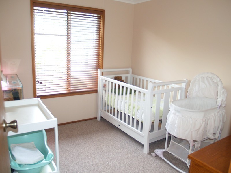 17 Oakridge Rise, Huntfield Heights SA 5163