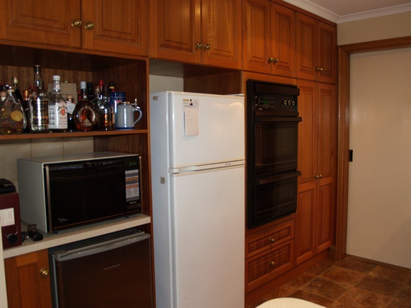 6 Minerva Grove, Happy Valley SA 5159