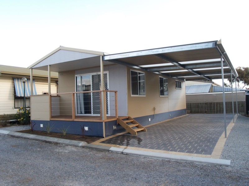Lot 135 Woodcroft Caravan Park, Woodcroft SA 5162