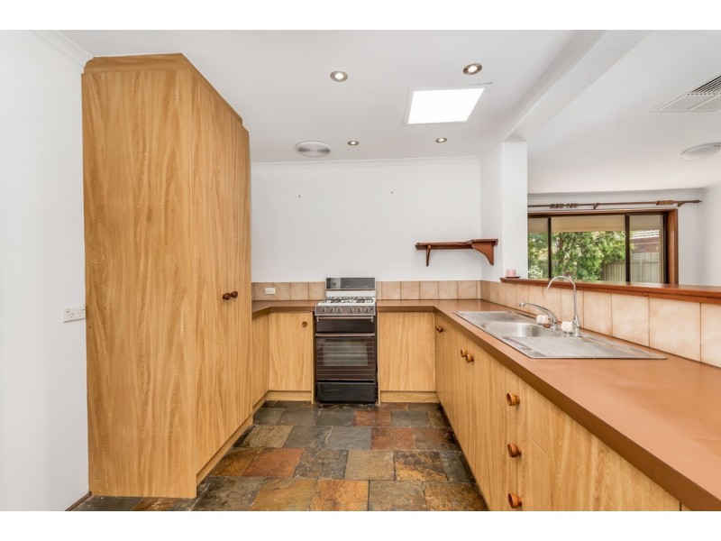 7 Leichardt Street, Woodcroft SA 5162