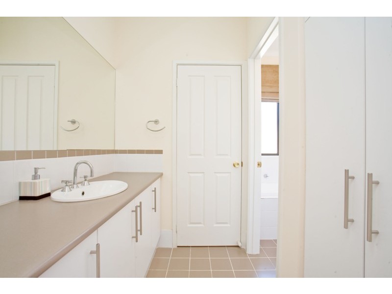 13 Kakadu Drive, Morphett Vale SA 5162