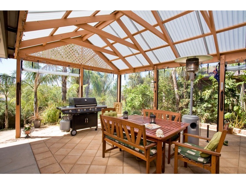 6 Berringa Street, Hallett Cove SA 5158