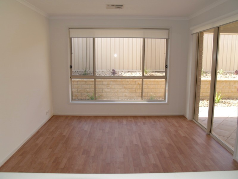 11 Pinkgum Avenue (Sunday Estate), Aldinga Beach SA 5173