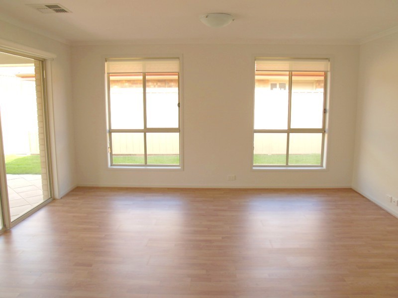 11 Pinkgum Avenue (Sunday Estate), Aldinga Beach SA 5173