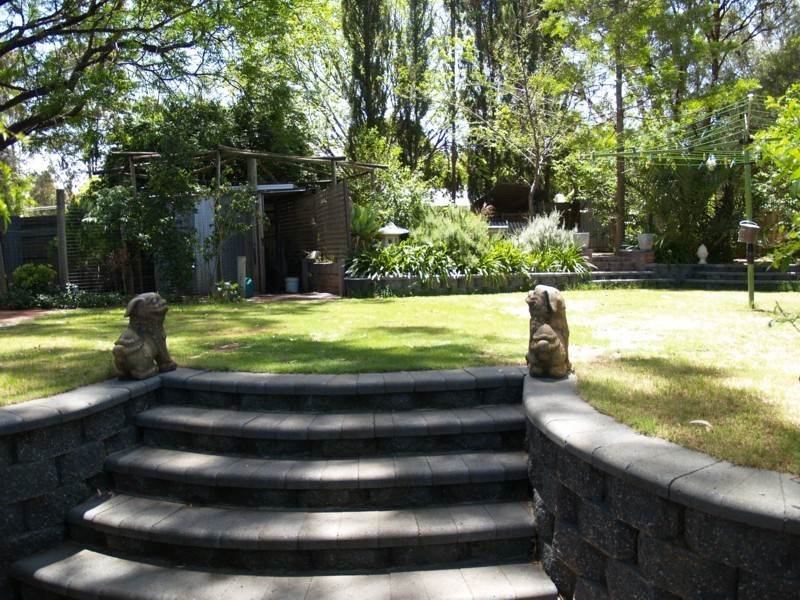 13 Swan Avenue, Happy Valley SA 5159