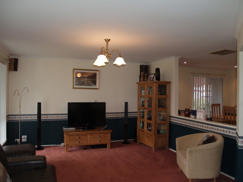 11 Endeavour Drive, Seaford Rise SA 5169