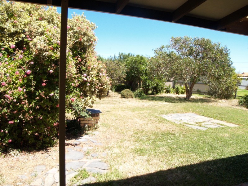 6 Darwalla Road, Aldinga Beach SA 5173
