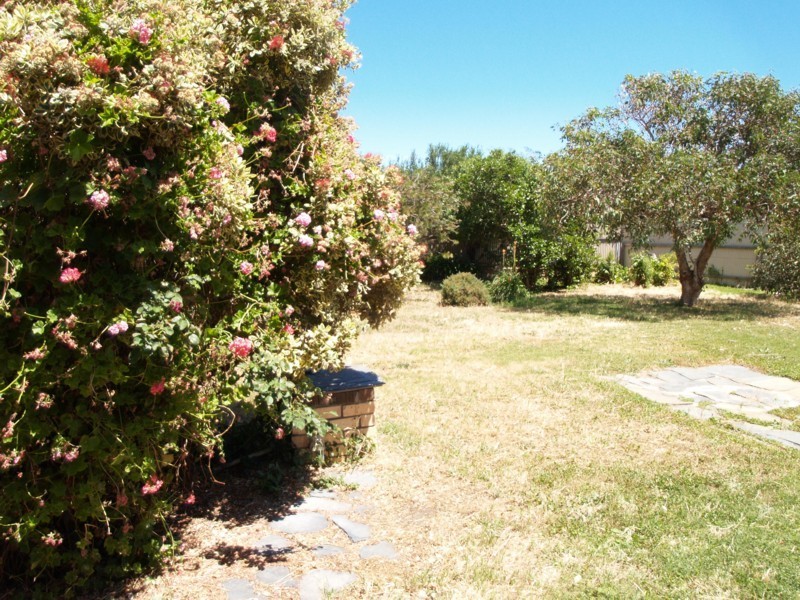 8 Darwalla Road, Aldinga Beach SA 5173