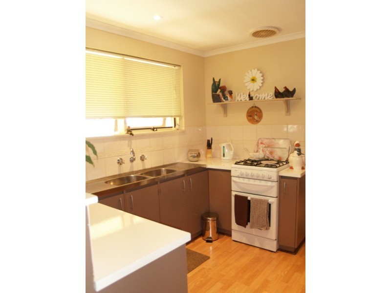 36 Barrdickson Crescent, Happy Valley SA 5159