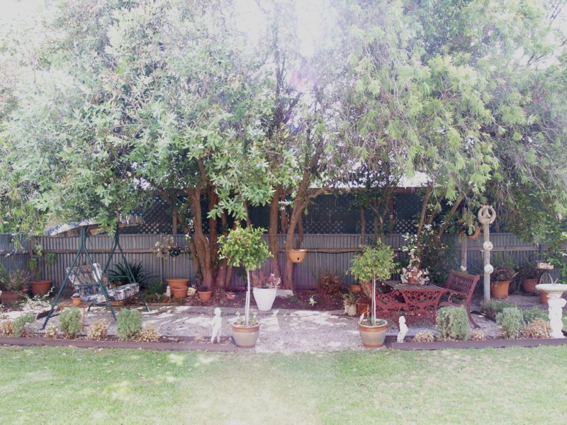36 Barrdickson Crescent, Happy Valley SA 5159