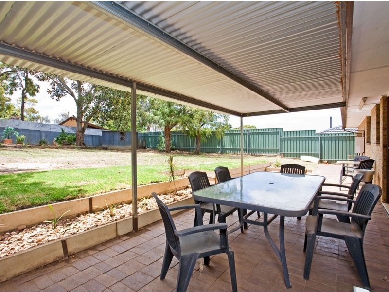 11 Greengate Grove, Hackham SA 5163