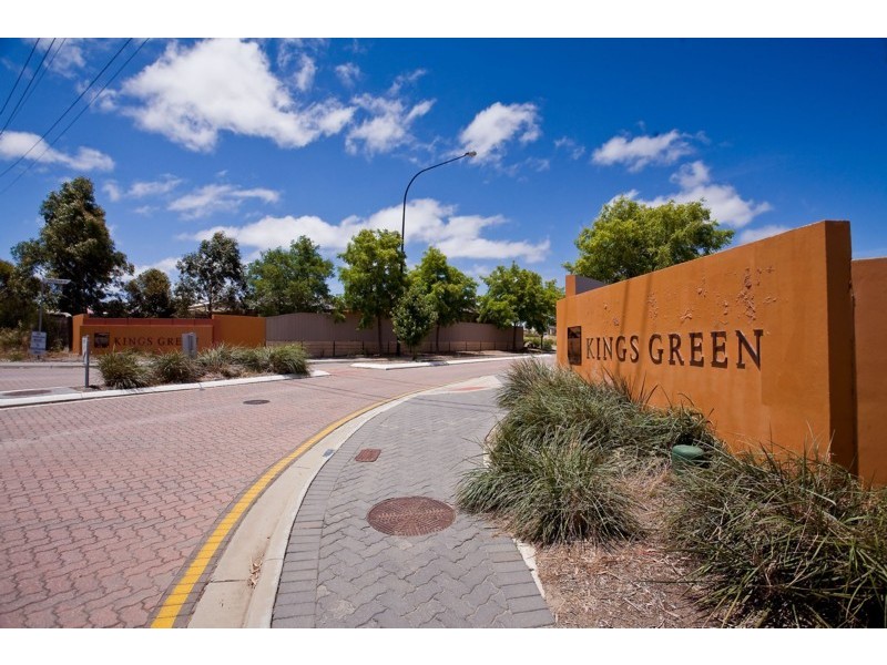 26 Sovereign Drive, Woodcroft SA 5162