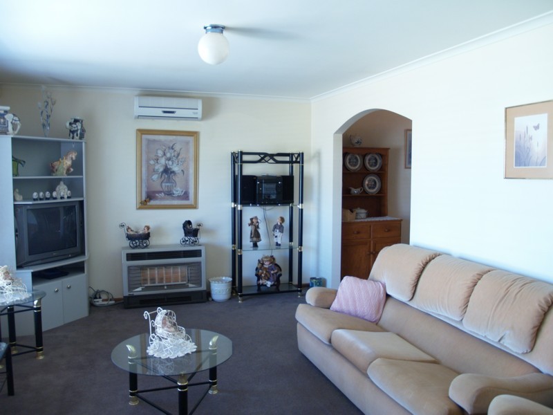 303 Commercial Road, Seaford SA 5169