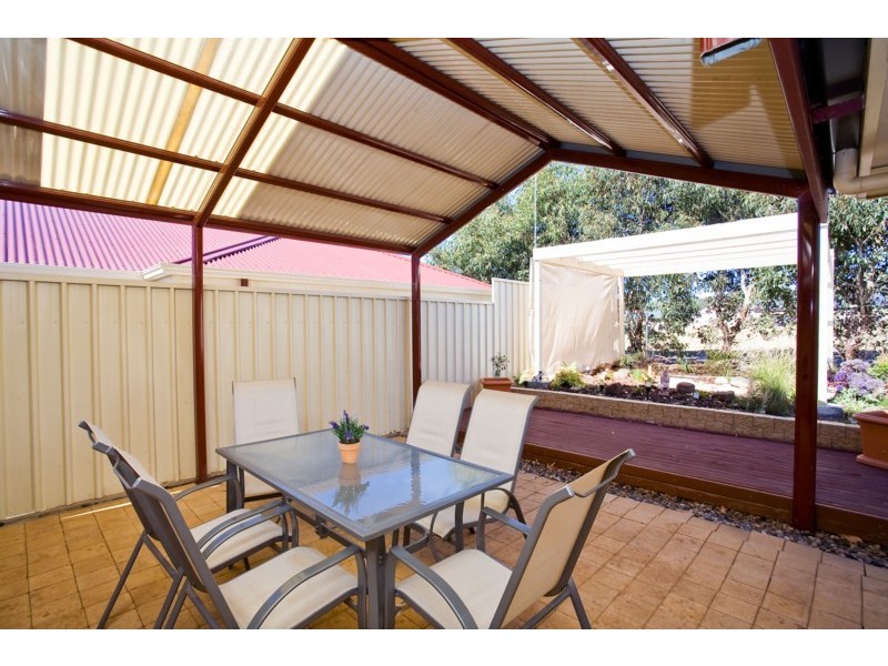6 Mountain Ash Court, Hackham SA 5163