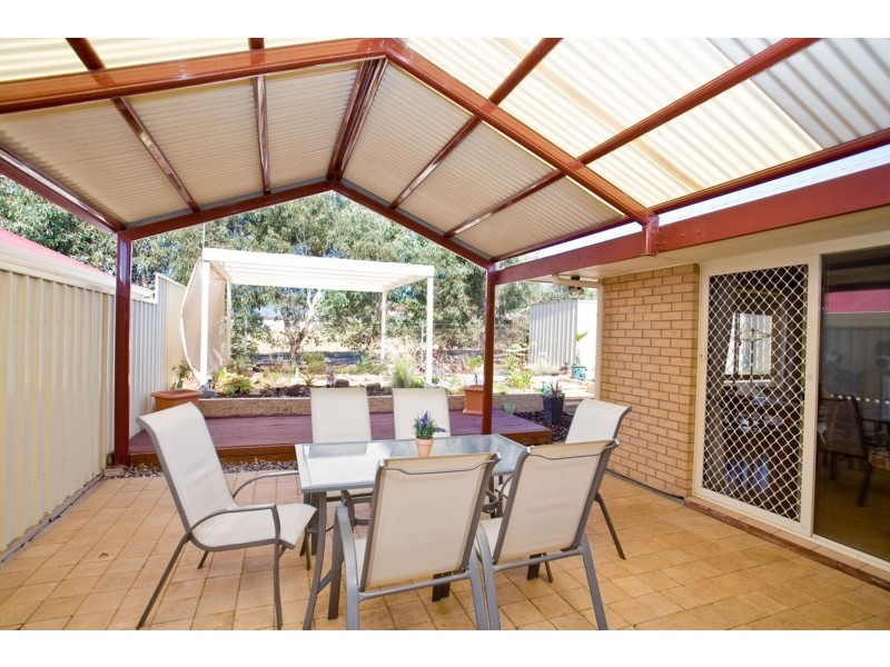 6 Mountain Ash Court, Hackham SA 5163