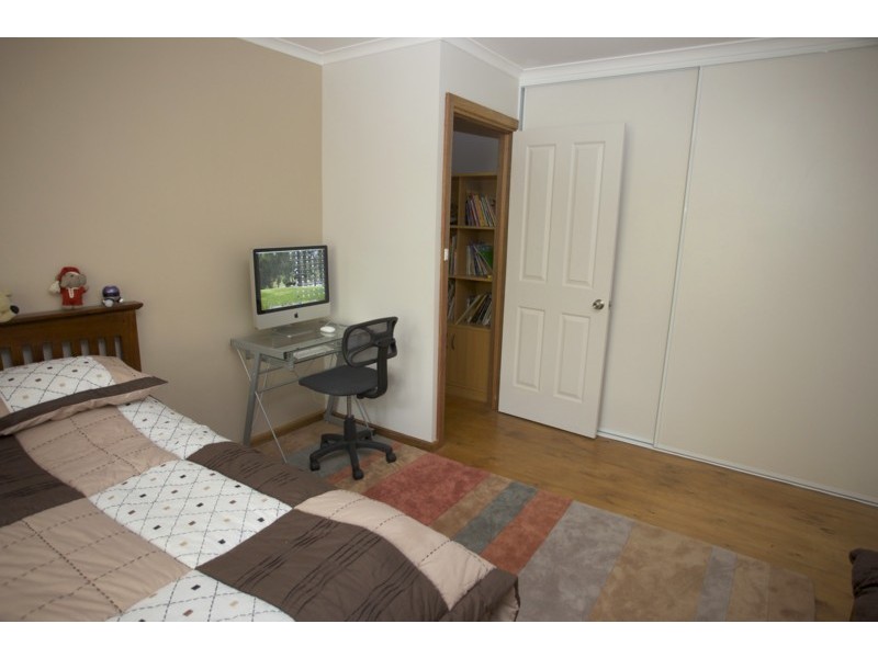 30 Gardenia Crescent, Morphett Vale SA 5162