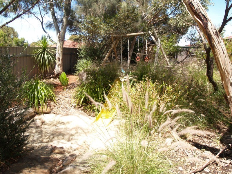 30 Gardenia Crescent, Morphett Vale SA 5162