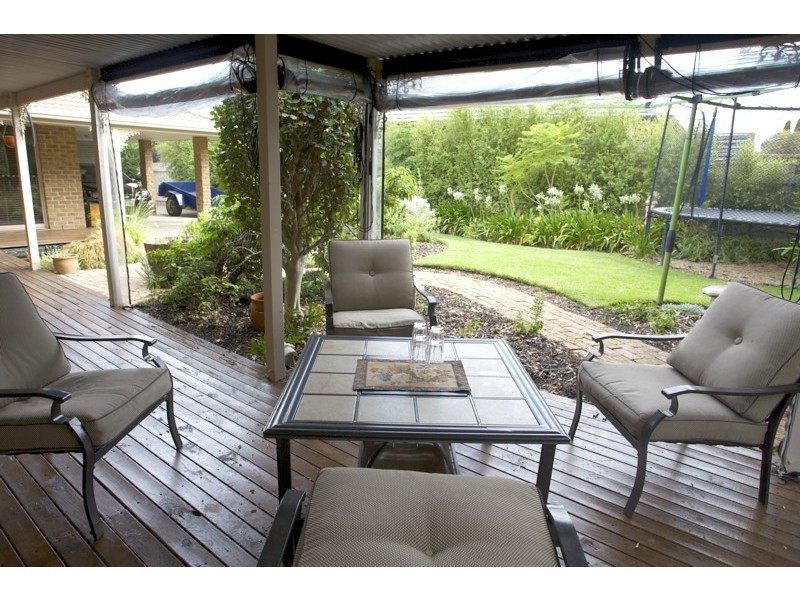 30 Gardenia Crescent, Morphett Vale SA 5162