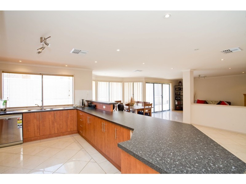 21 Islington Drive, Sheidow Park SA 5158
