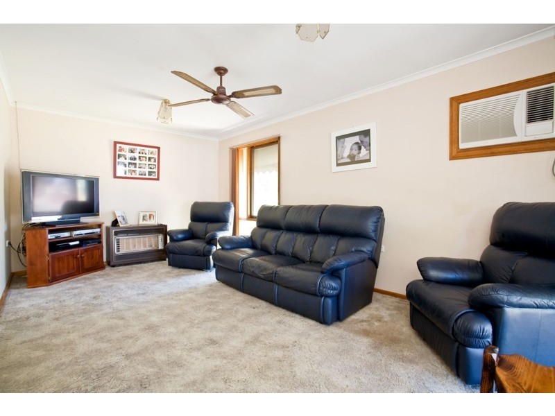 1 Nungara Court, Morphett Vale SA 5162