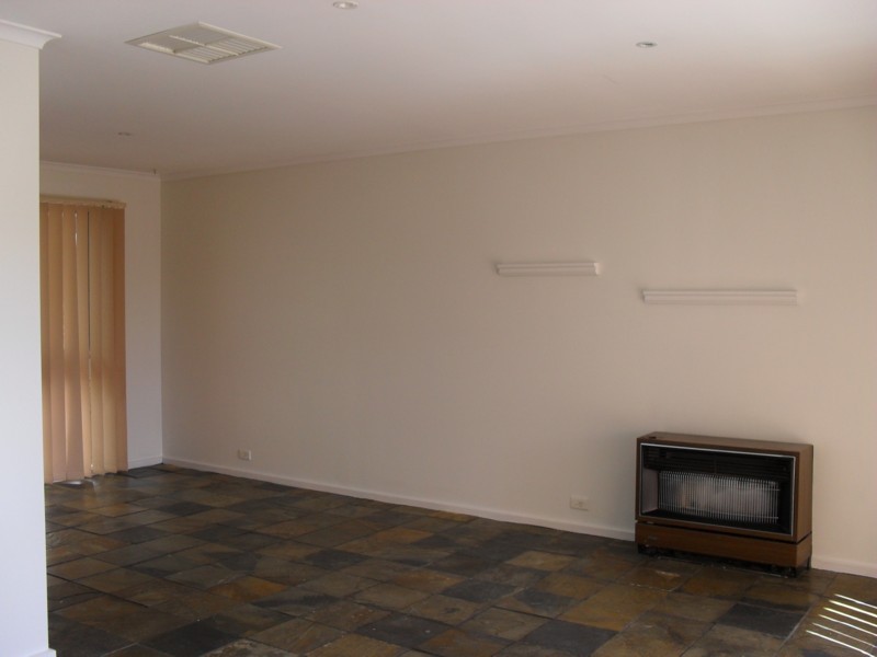 11 MacDonald Road, Christie Downs SA 5164