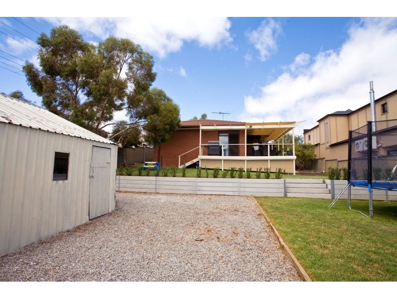 10 Wonggo Street, Hallett Cove SA 5158