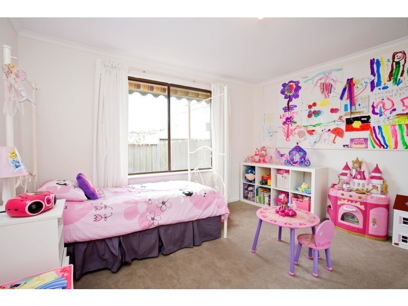 10 Wonggo Street, Hallett Cove SA 5158