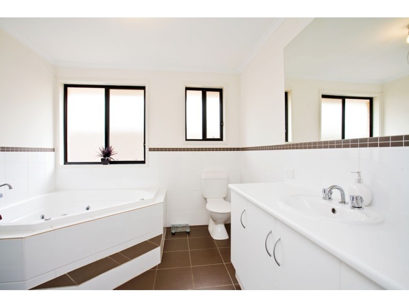 143 Grand Boulevard, Seaford Rise SA 5169