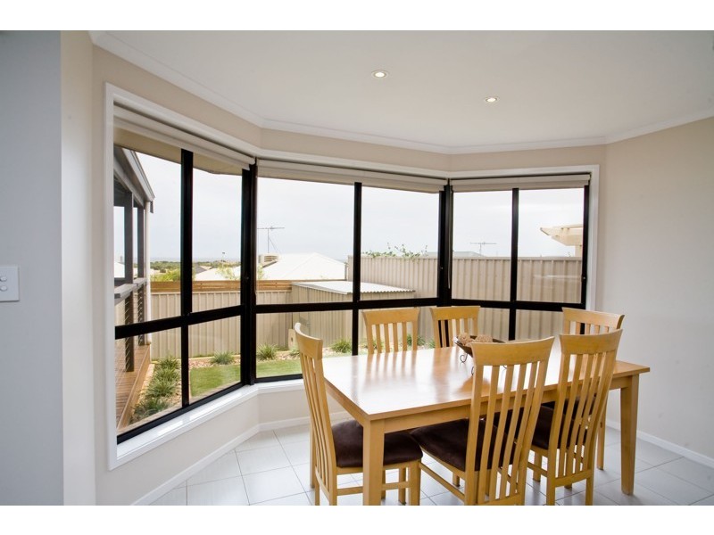 143 Grand Boulevard, Seaford Rise SA 5169