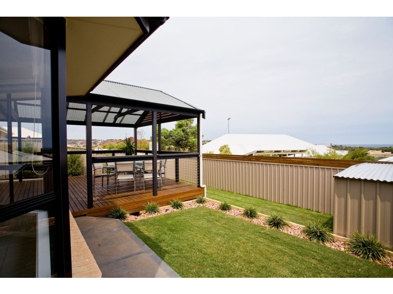 143 Grand Boulevard, Seaford Rise SA 5169