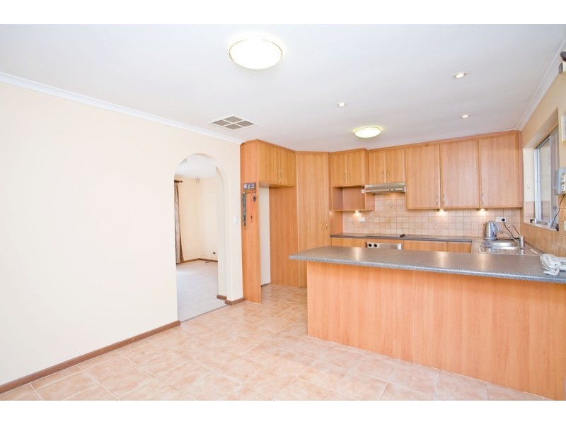 10 Camille Street, Hallett Cove SA 5158