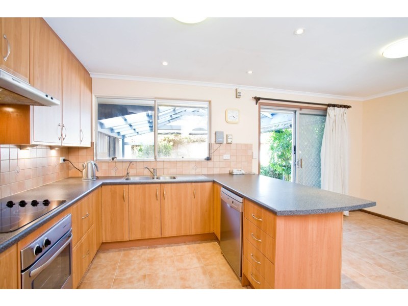 10 Camille Street, Hallett Cove SA 5158