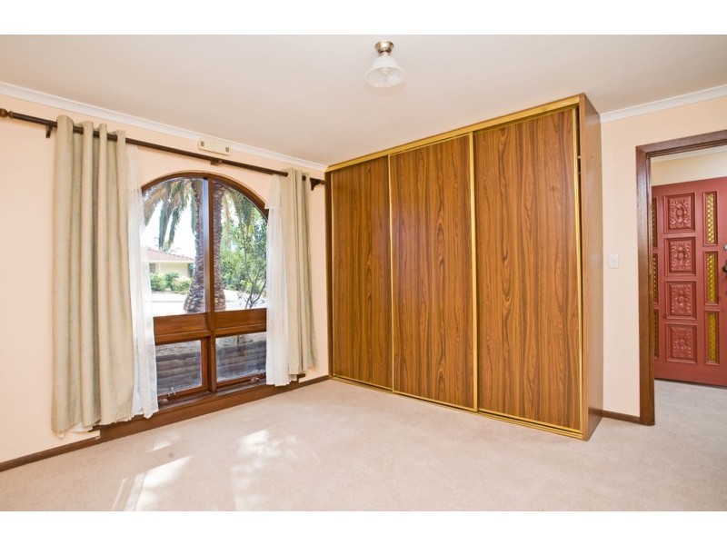 10 Camille Street, Hallett Cove SA 5158